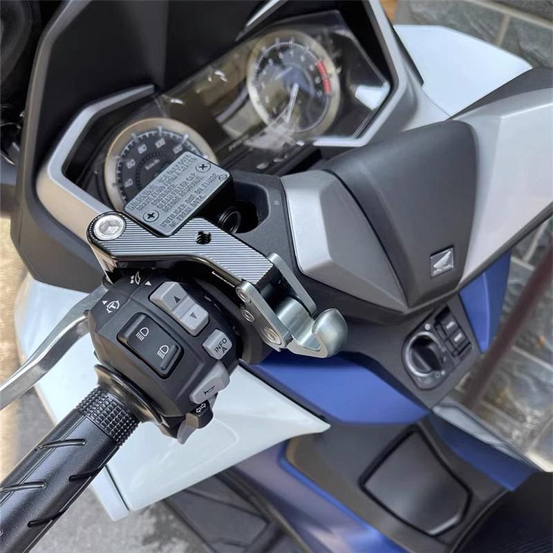 خطاف لخوذة الدراجات النارية 35 - مراجعة Motorcycle Gear Essentials وسعره
